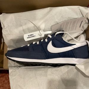 Nike Challenger OG brand new 8.5 women’s 7 men’s